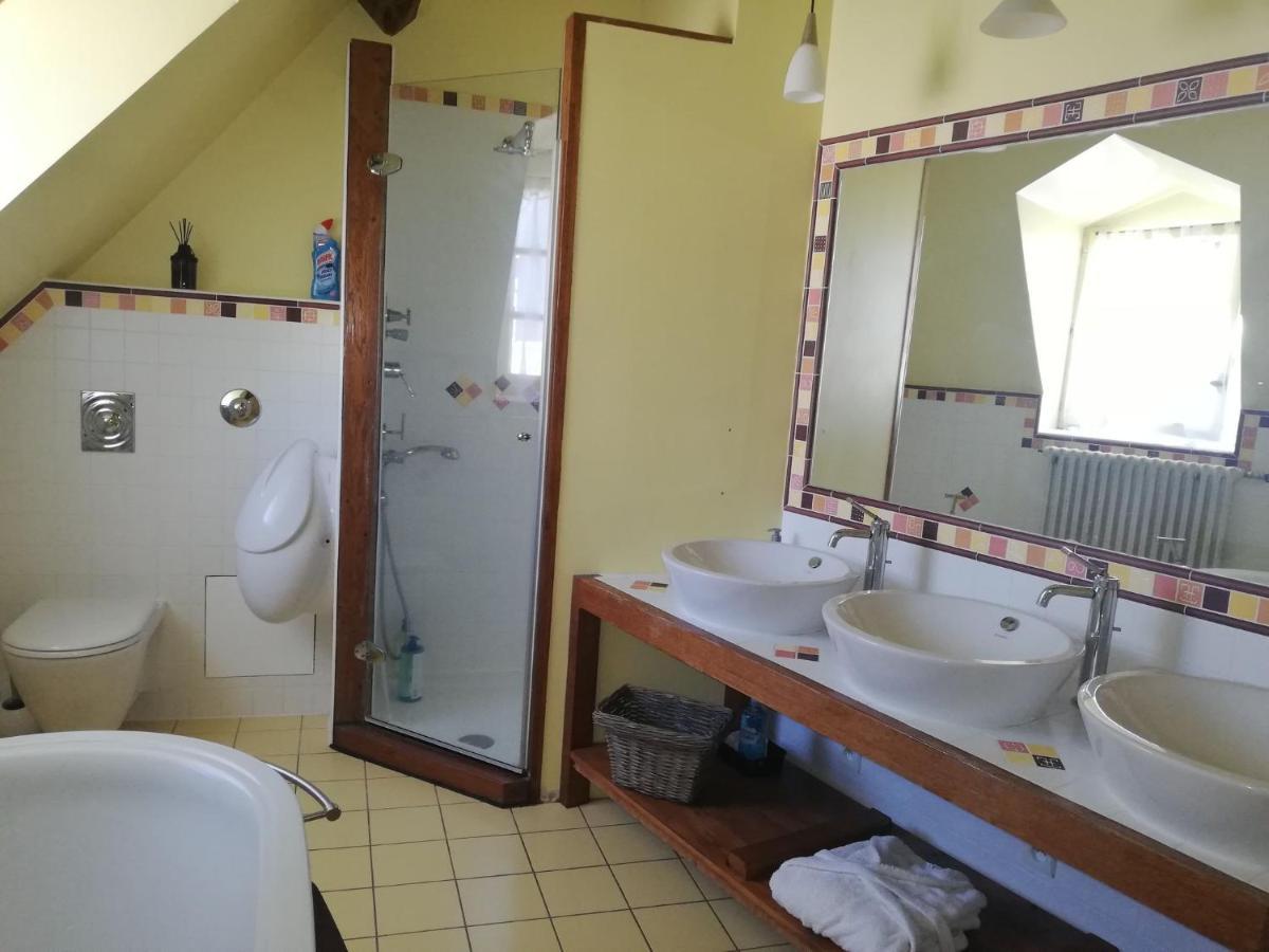 Clos De La Ruche Bed & Breakfast Cour-sur-Loire